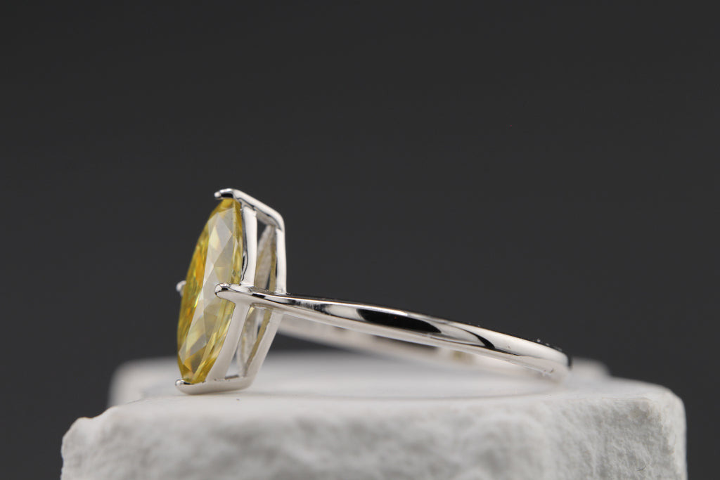Golden Throne Ring