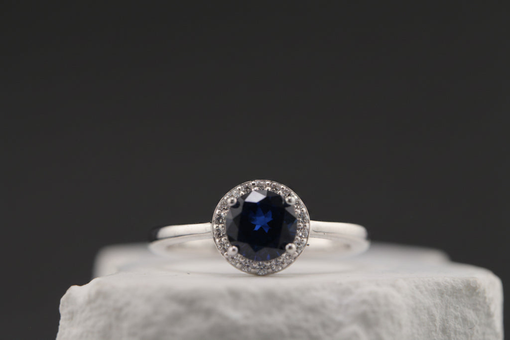 Starfall Sapphire Ring