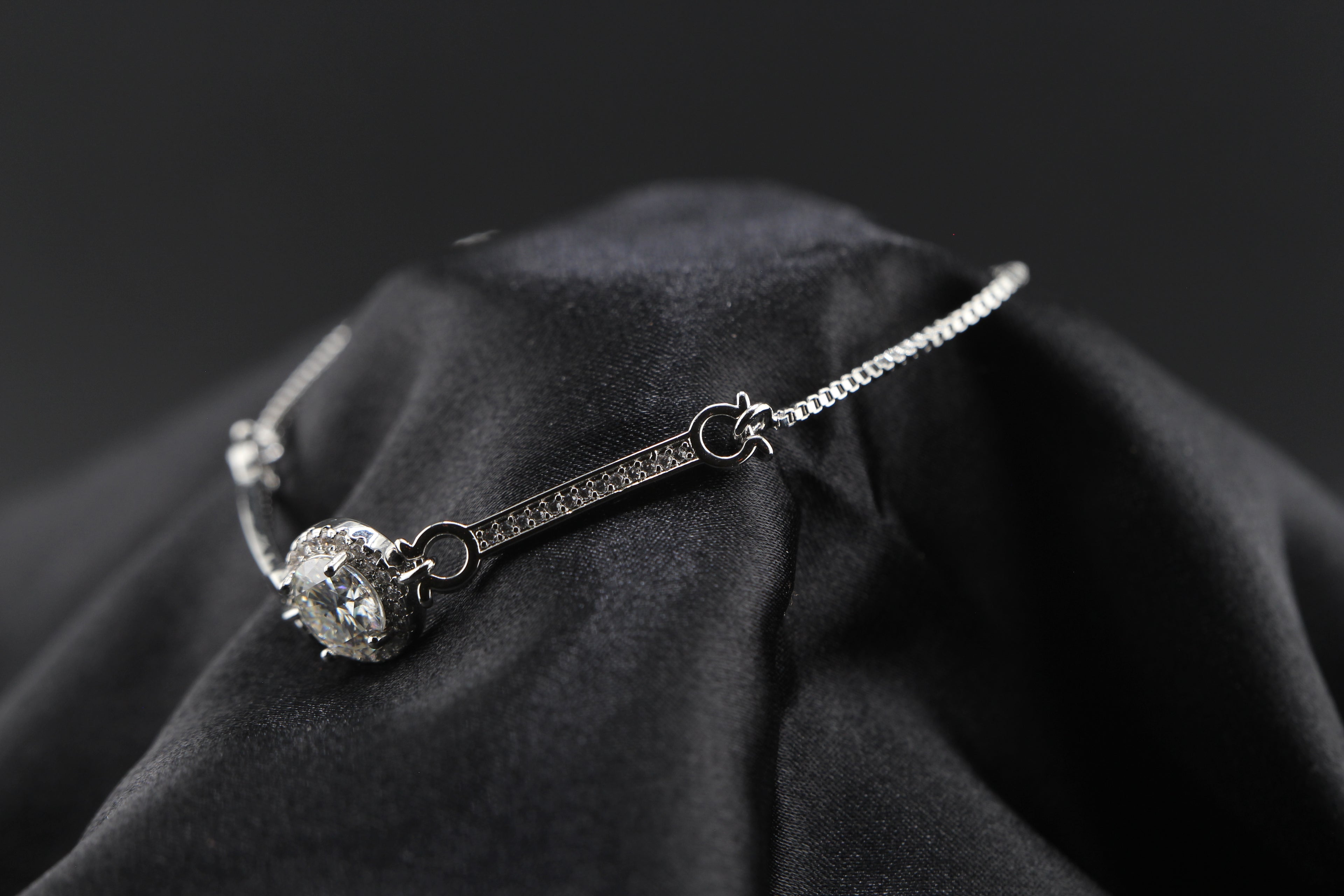 Lunar Drift Moissanite Bolo Tennis Bracelet